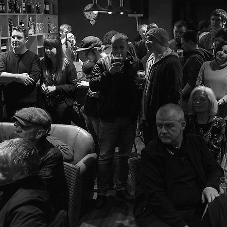Ostello Ty Glyndwr Bunkhouse, Bar And Cafe Caernarfon Esterno foto
