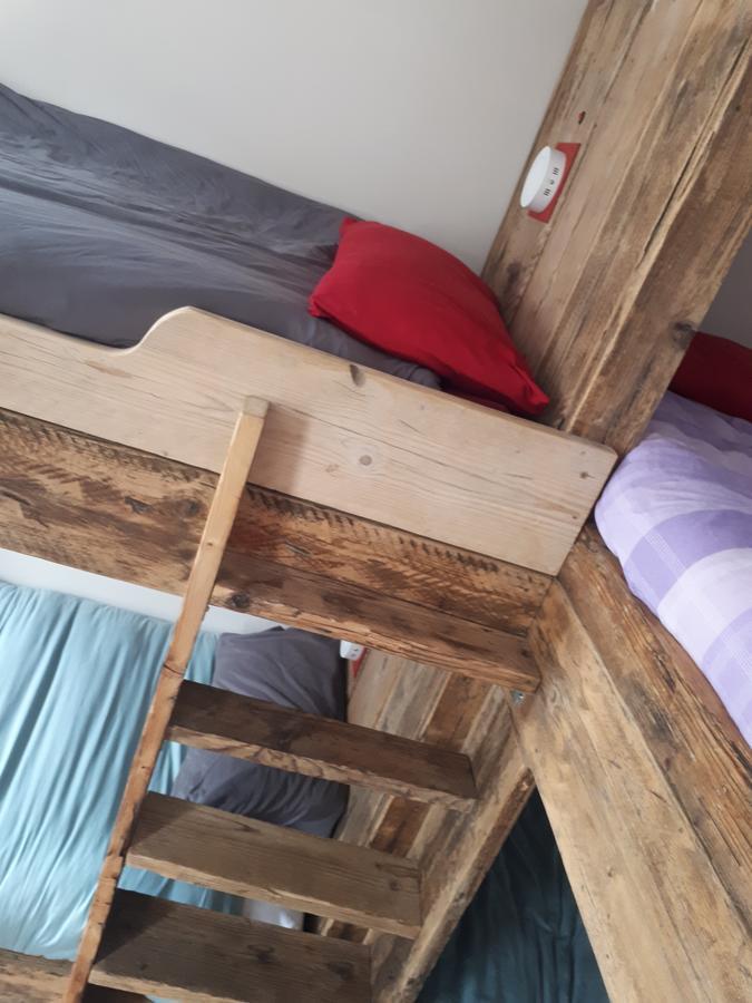 Ostello Ty Glyndwr Bunkhouse, Bar And Cafe Caernarfon Esterno foto