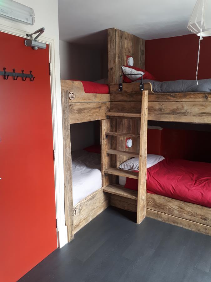 Ostello Ty Glyndwr Bunkhouse, Bar And Cafe Caernarfon Esterno foto